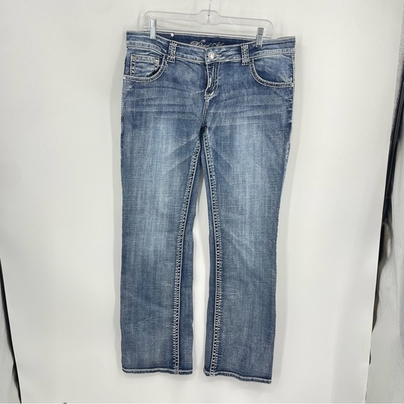 Wired Heart Womens Jeans Wide Leg Sz 34 Studded Gem Cross Back Pockets long tall - Picture 3 of 9